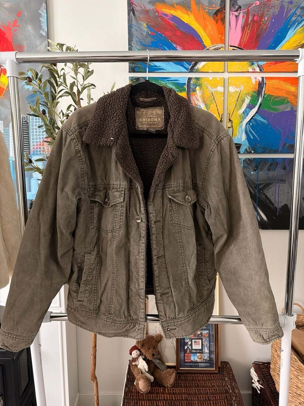 Men’s Olive Green Corduroy Sherpa Trucker Barn Jacket Size Medium